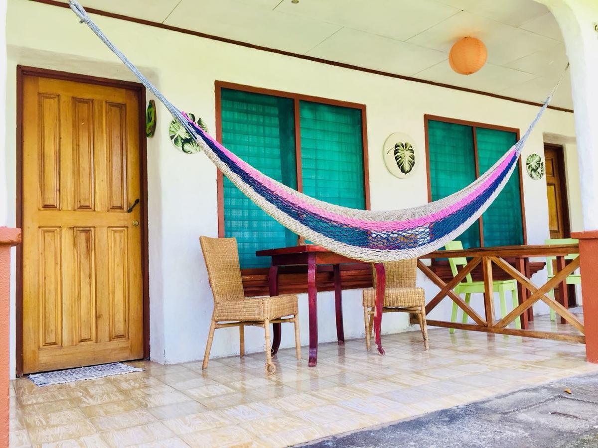 Cabinas Palmer Makanda Cahuita Exteriér fotografie